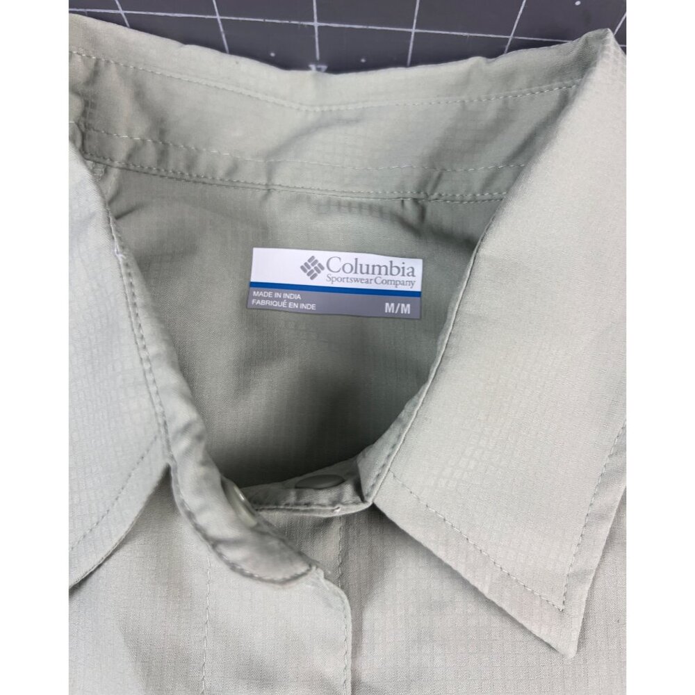 Columbia Women's Sz. M Silver Ridge Omni-Shade Short Sleeve Button Shirt Sage - Picture 3 of 6